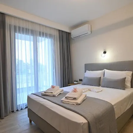 Armonia Luxury Apartment Nea Vrasna