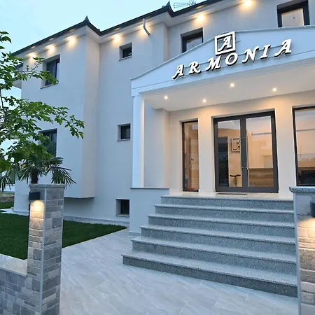 Armonia Luxury
